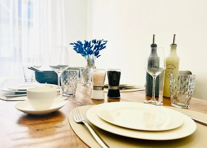 Apartamento Modernes, Kernsaniertes In Top-lage Neutraubling